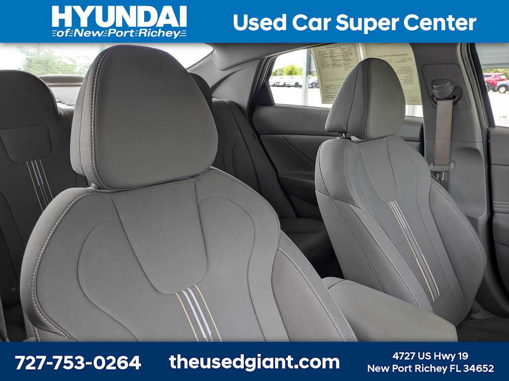 Thumbnail: 2025 Hyundai Elantra - 5