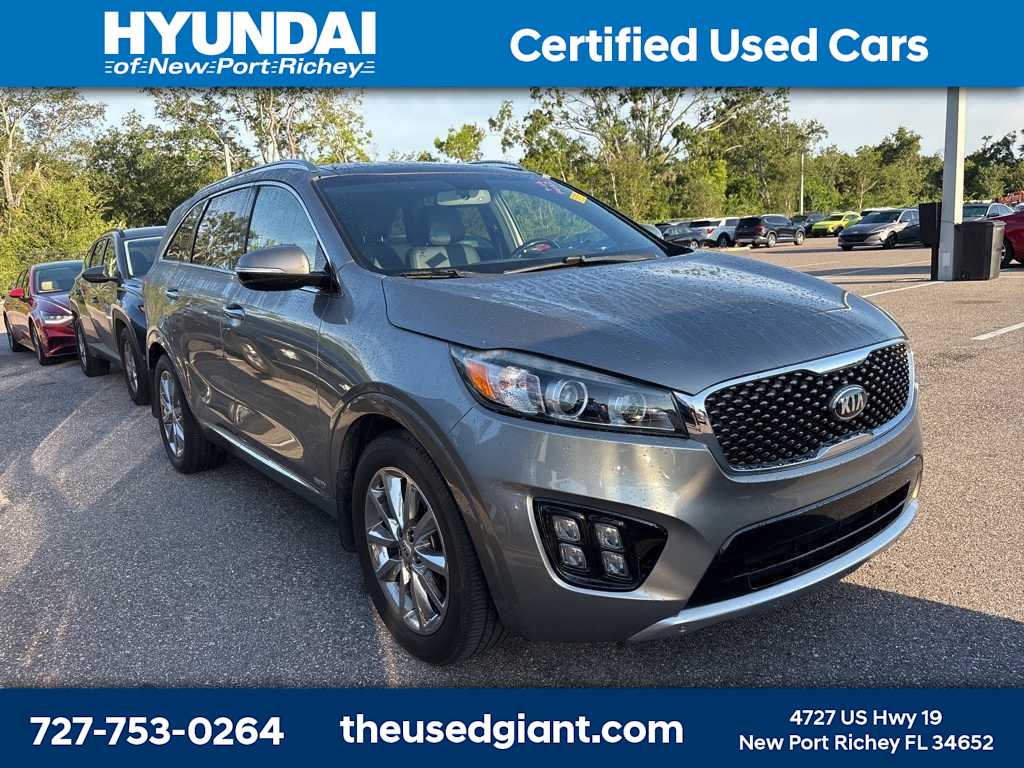 Thumbnail: 2016 Kia Sorento - 4