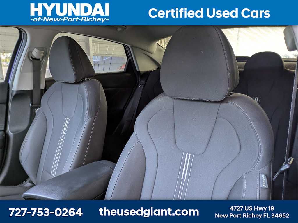 Thumbnail: 2023 Hyundai Elantra - 7