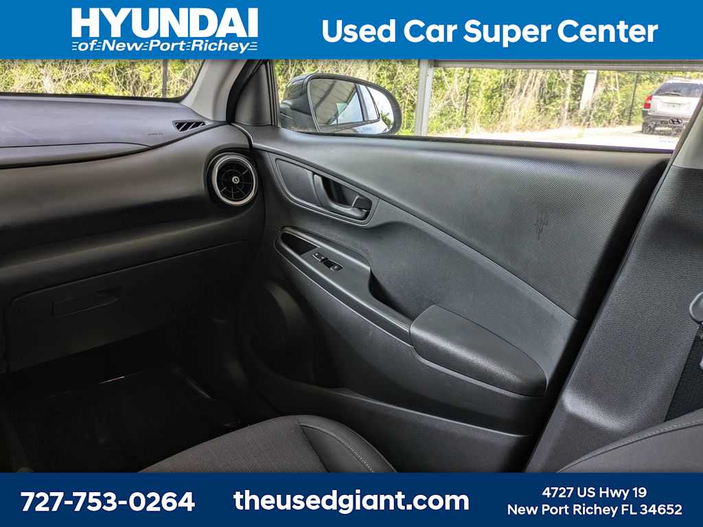 Thumbnail: 2022 Hyundai Kona - 17