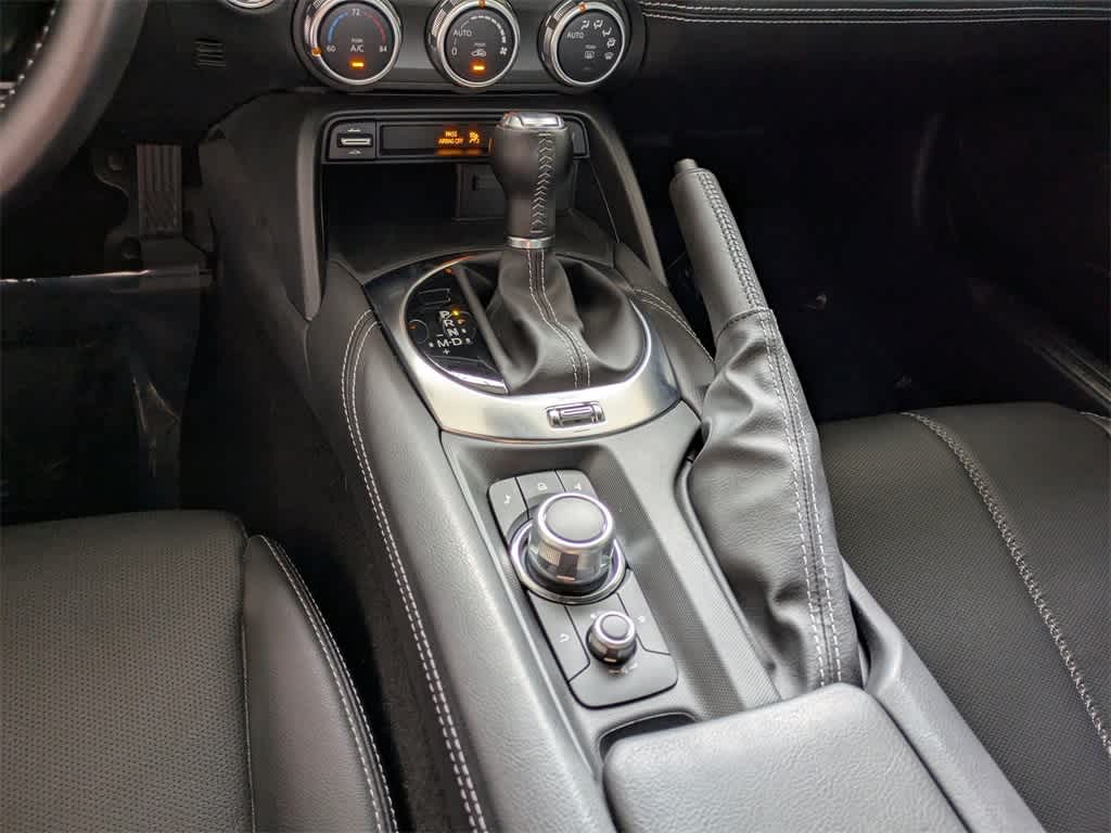 Thumbnail: 2024 Mazda MX-5 Miata - 18