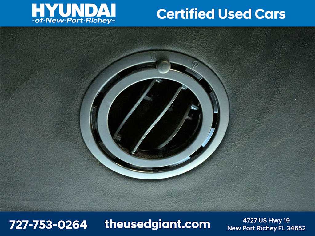 Thumbnail: 2022 Hyundai Palisade - 18