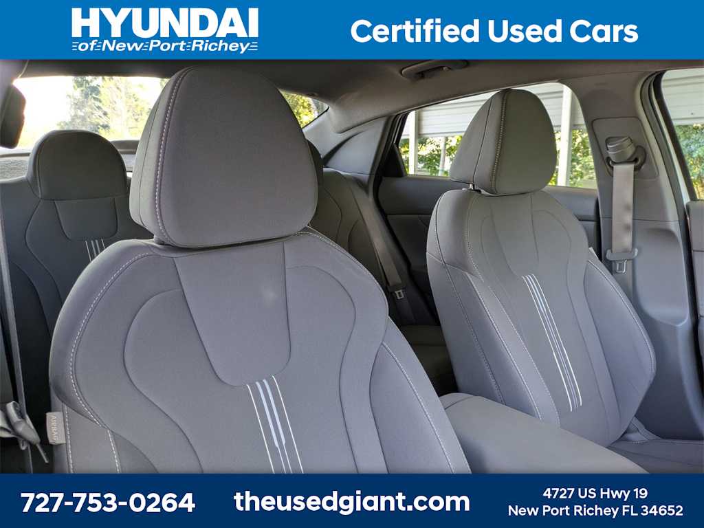 Thumbnail: 2023 Hyundai Elantra - 6