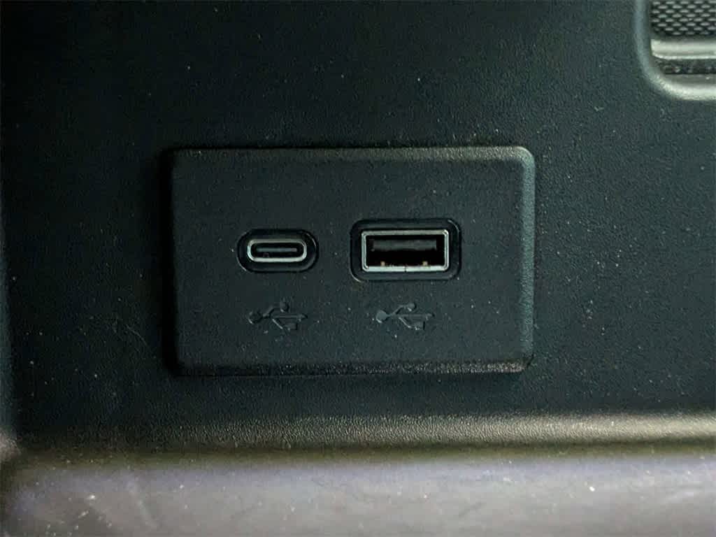 Thumbnail: 2025 GMC Sierra 1500 - 31