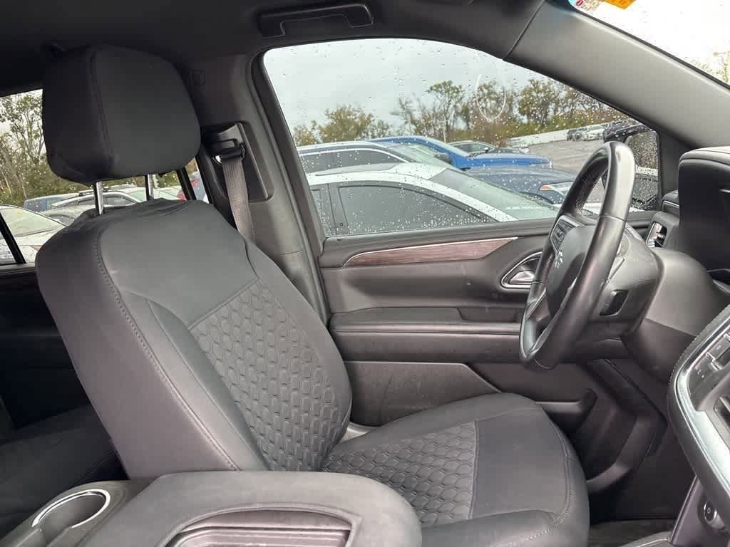 Thumbnail: 2022 Chevrolet Suburban - 8