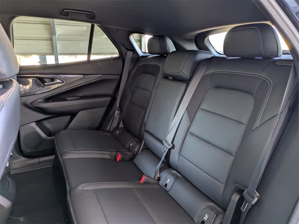 Thumbnail: 2025 Chevrolet Blazer EV - 15