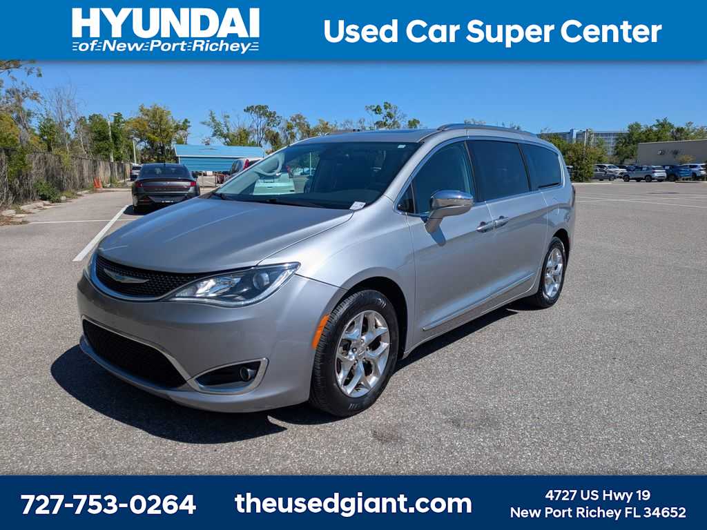 2018 Chrysler Pacifica Limited -
                  New Port Richey, FL