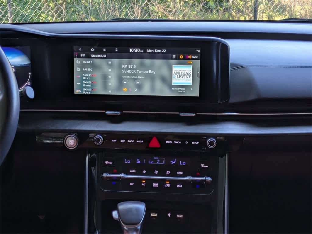 Thumbnail: 2023 Kia Carnival - 27