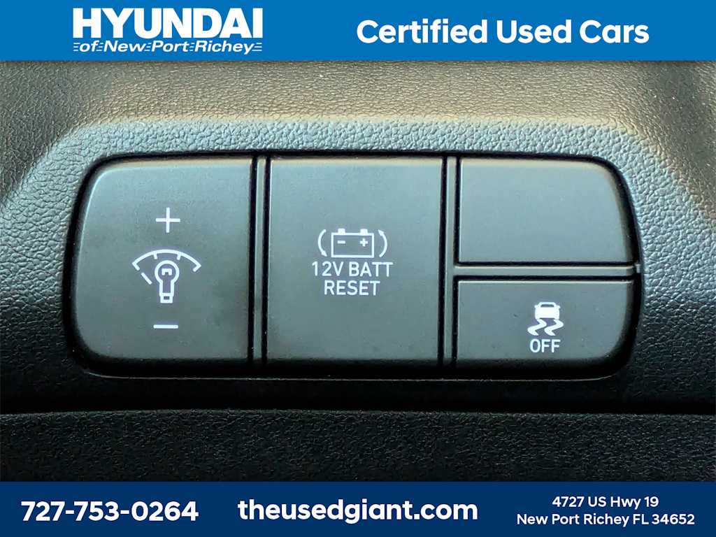 Thumbnail: 2024 Hyundai Elantra - 26