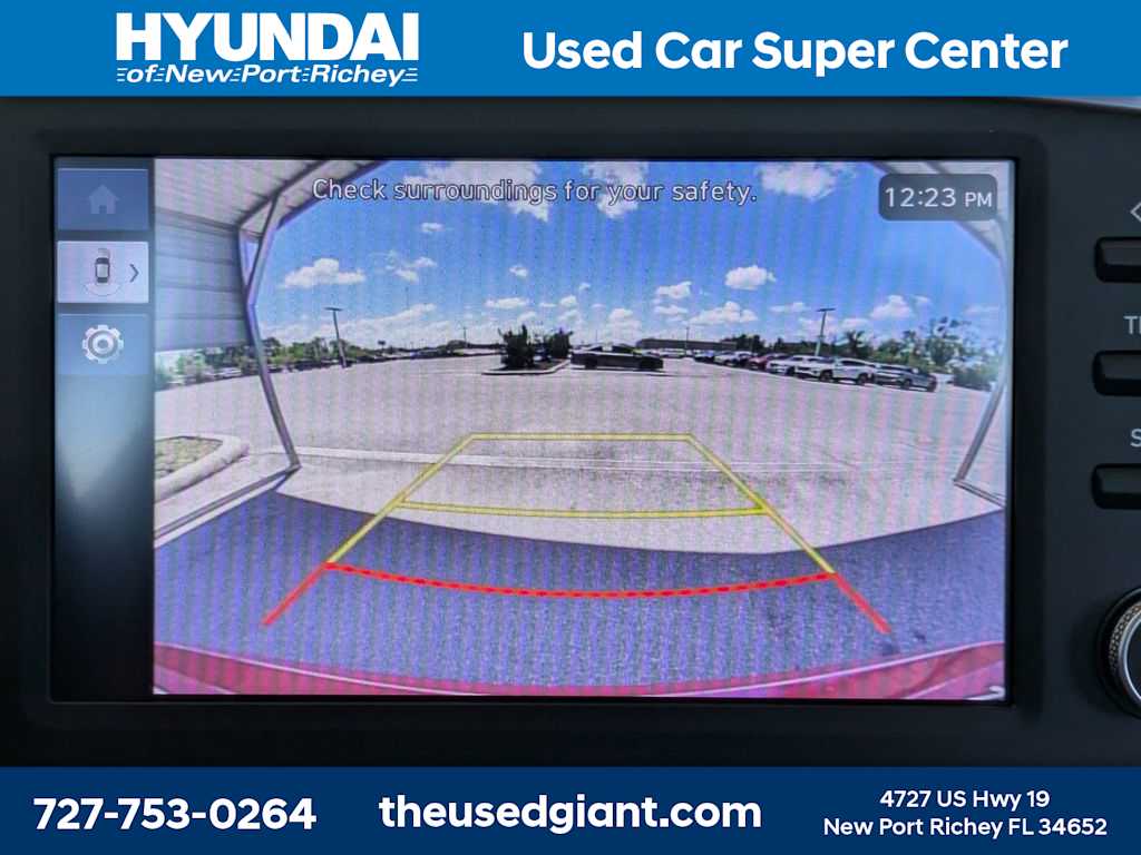 Thumbnail: 2025 Hyundai Elantra - 20