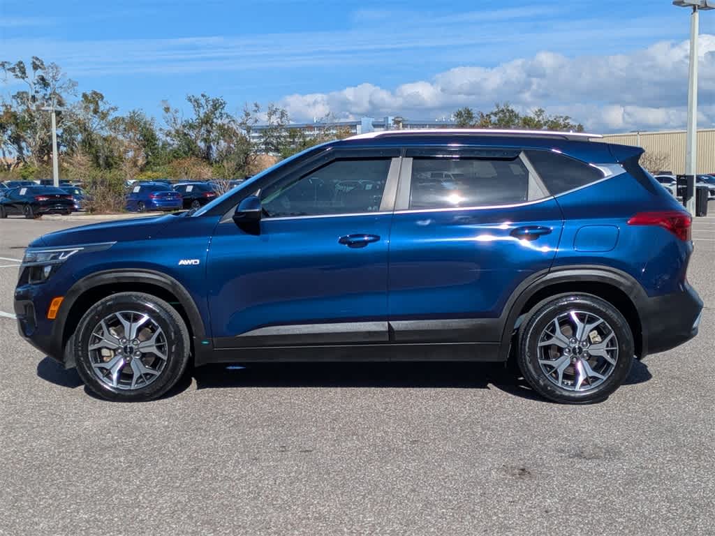 Thumbnail: 2023 Kia Seltos - 2