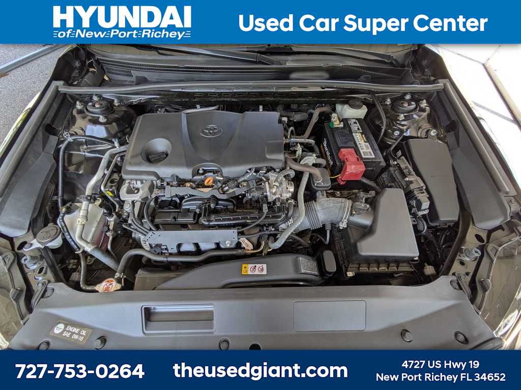 Thumbnail: 2022 Toyota Camry - 13