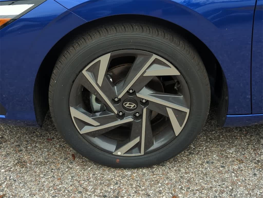 Thumbnail: 2025 Hyundai Elantra - 11