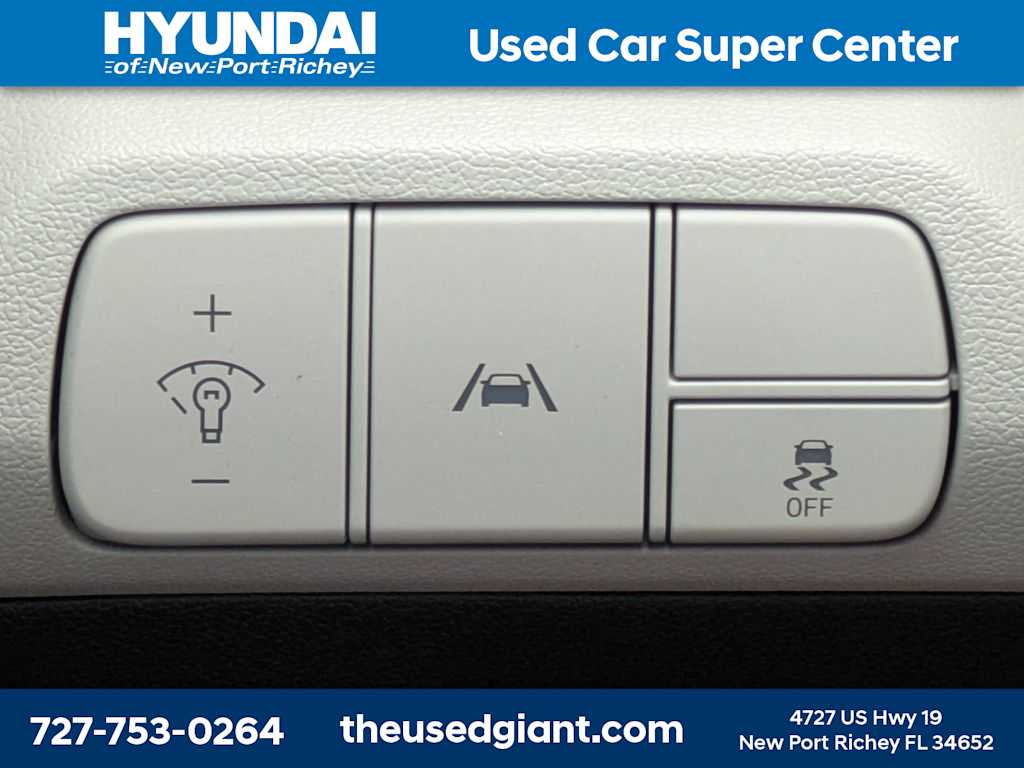 Thumbnail: 2023 Hyundai Elantra - 29