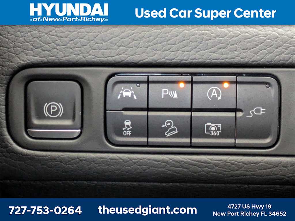 Thumbnail: 2022 GMC Yukon XL - 36