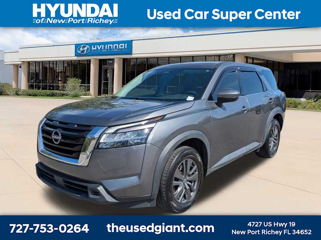 Thumbnail: 2022 Nissan Pathfinder - 1