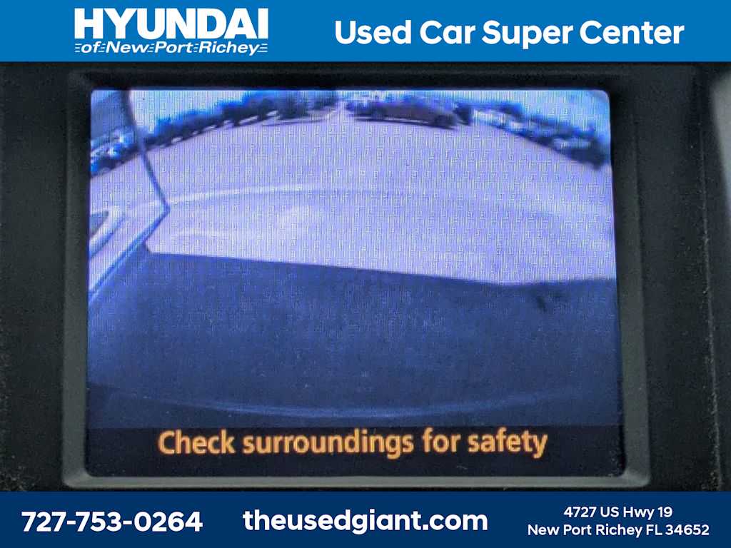Thumbnail: 2012 Toyota Highlander - 26