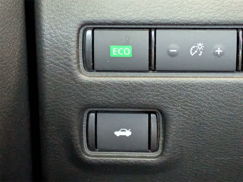 Thumbnail: 2021 Nissan Sentra - 23