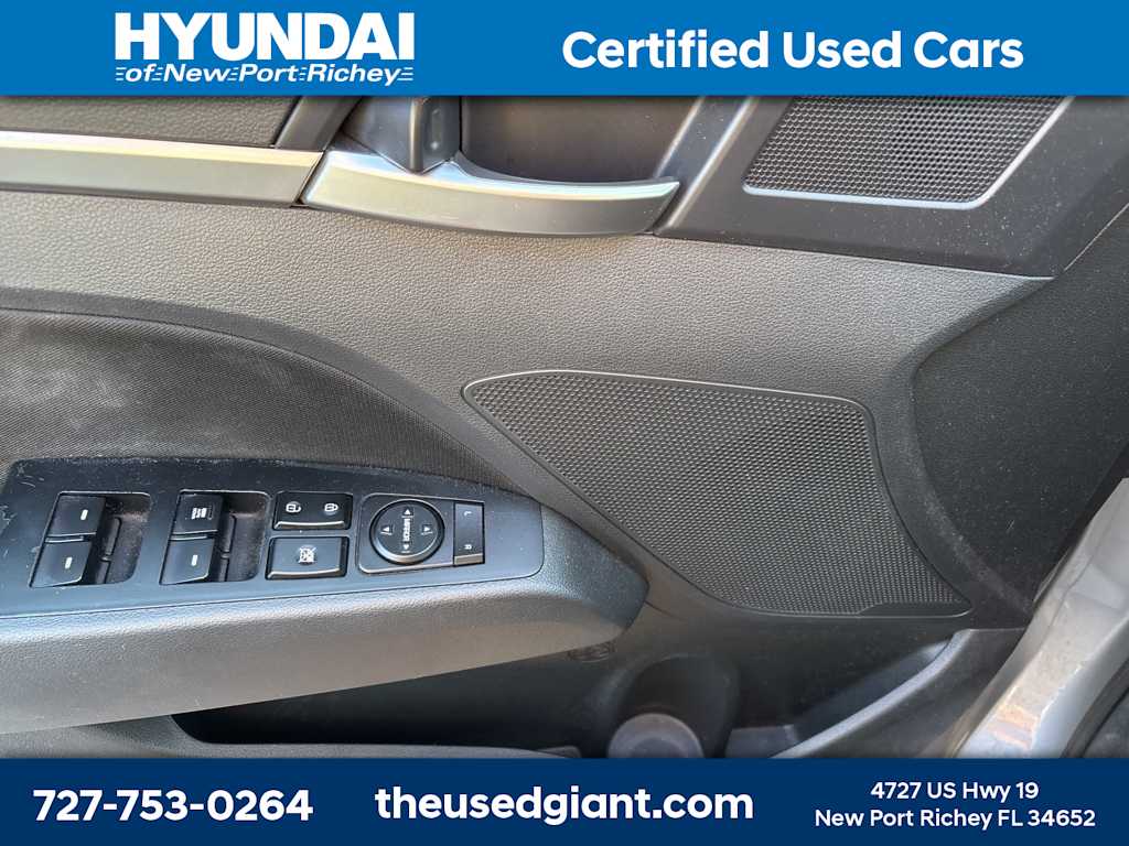 Thumbnail: 2020 Hyundai Elantra - 9
