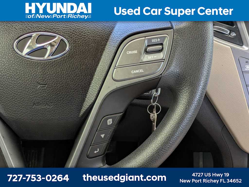 Thumbnail: 2017 Hyundai Santa Fe - 29