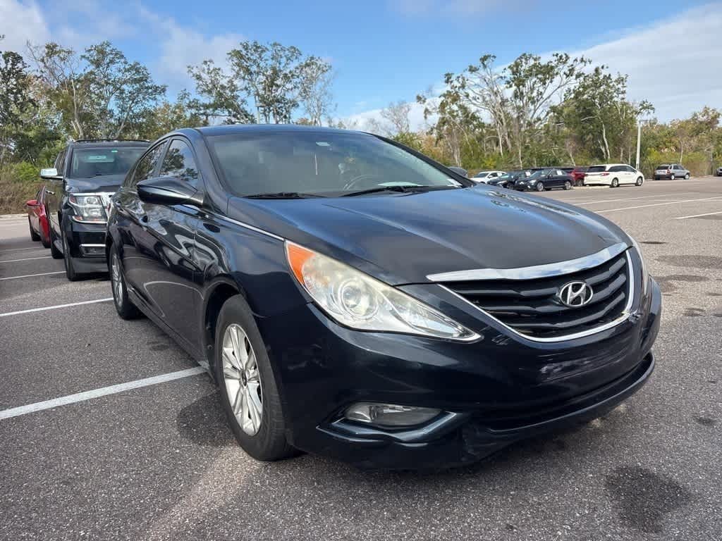 Thumbnail: 2013 Hyundai Sonata - 4