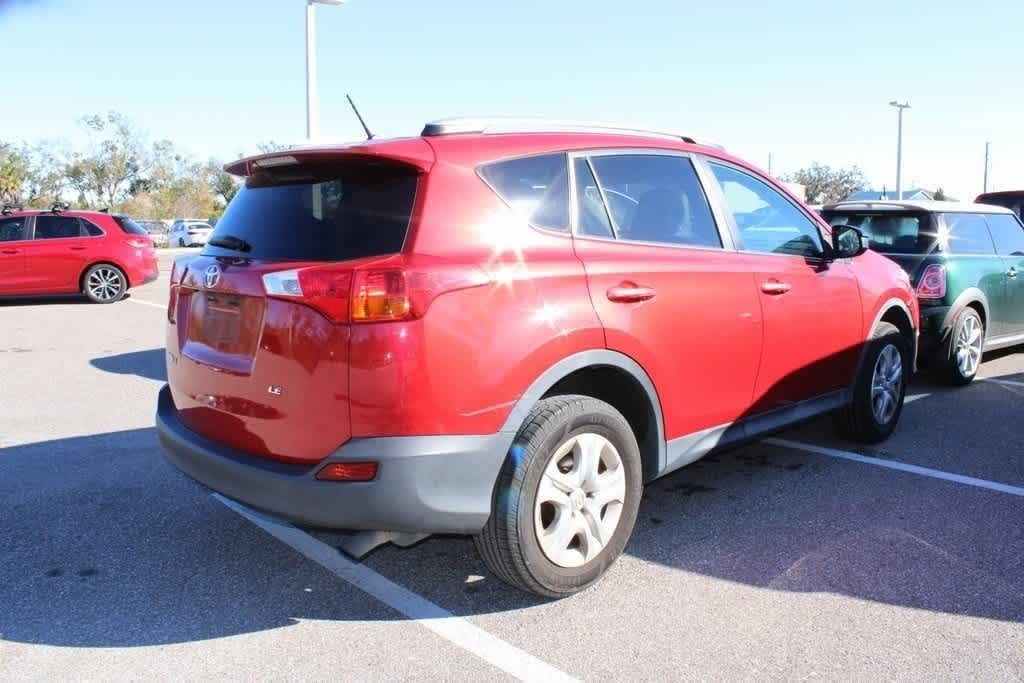 Thumbnail: 2015 Toyota RAV4 - 3