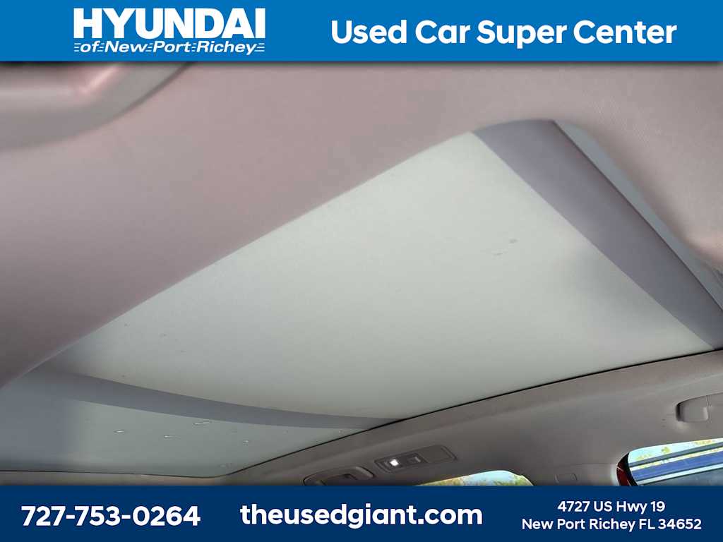 Thumbnail: 2019 Volkswagen Tiguan - 9