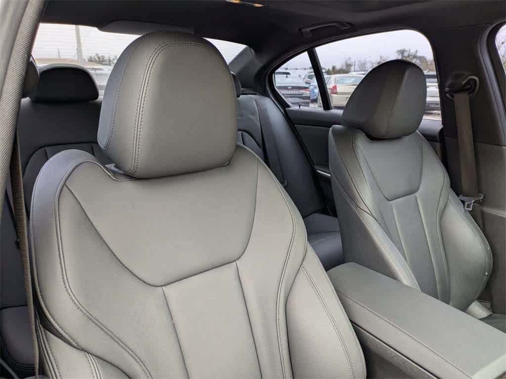 Thumbnail: 2020 BMW 3 Series - 6