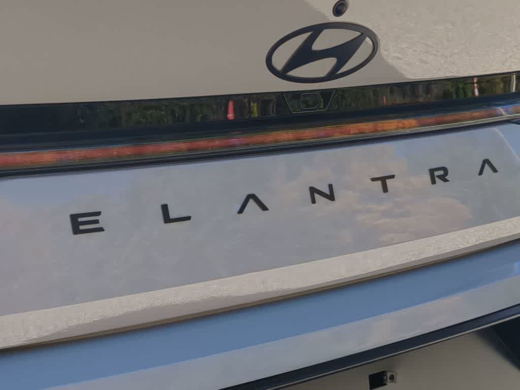 Thumbnail: 2026 Hyundai Elantra - 13