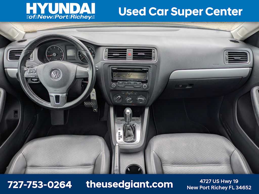 Thumbnail: 2014 Volkswagen Jetta - 15