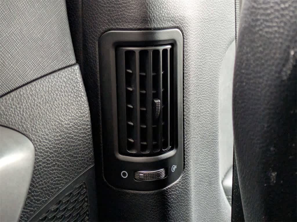 Thumbnail: 2017 Hyundai Santa Fe - 17