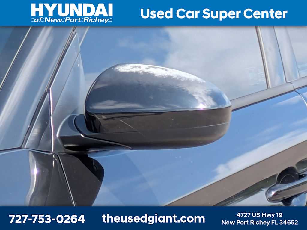 Thumbnail: 2016 Hyundai Tucson - 11