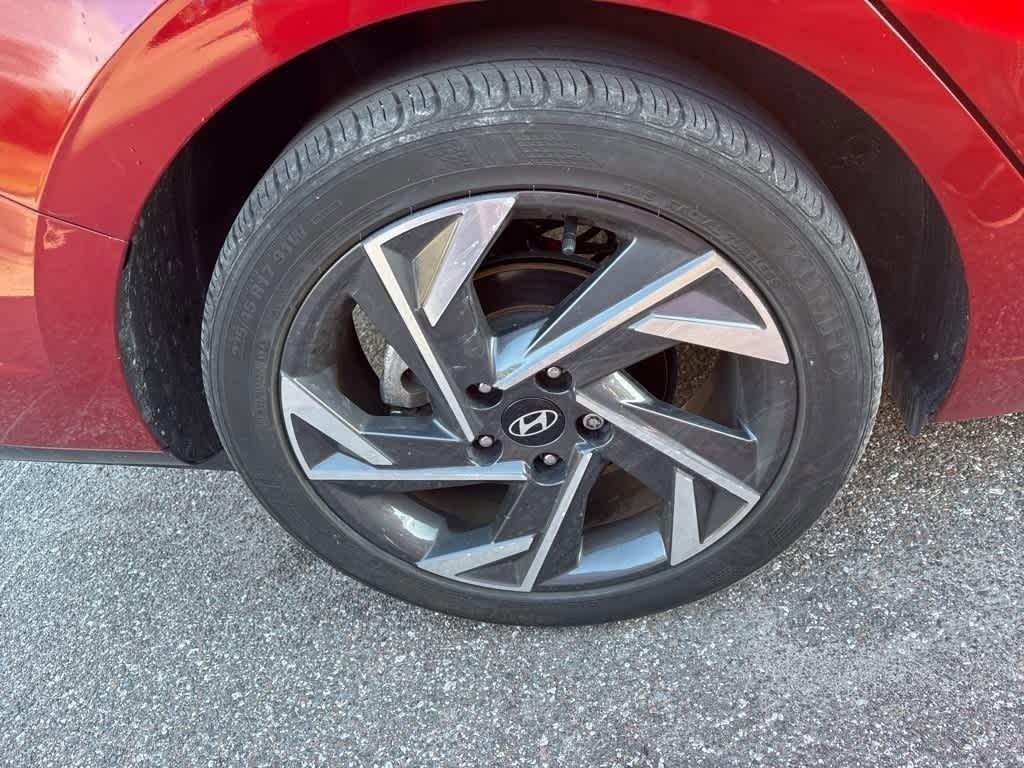 Thumbnail: 2024 Hyundai Elantra - 5