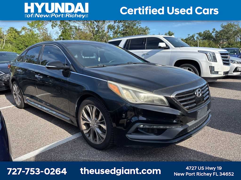 Thumbnail: 2015 Hyundai Sonata - 4