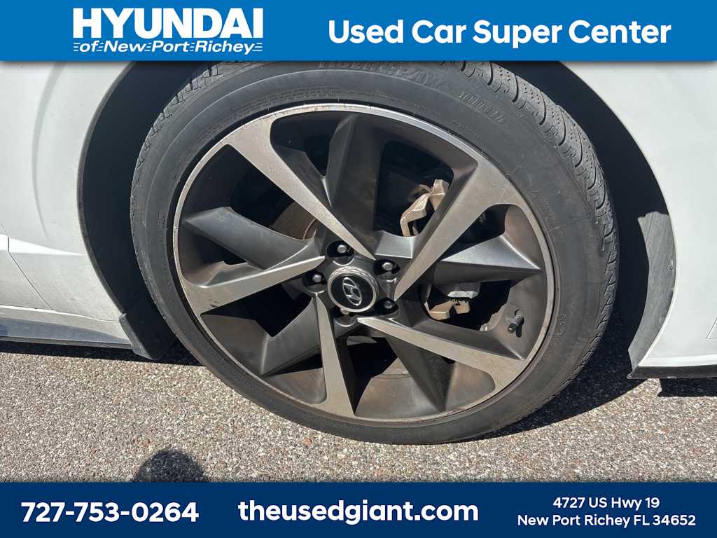 Thumbnail: 2021 Hyundai Sonata - 5