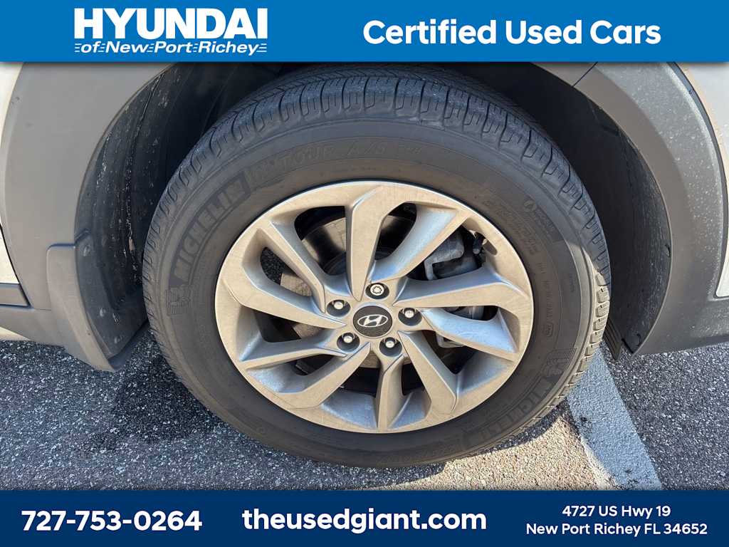 Thumbnail: 2017 Hyundai Tucson - 6