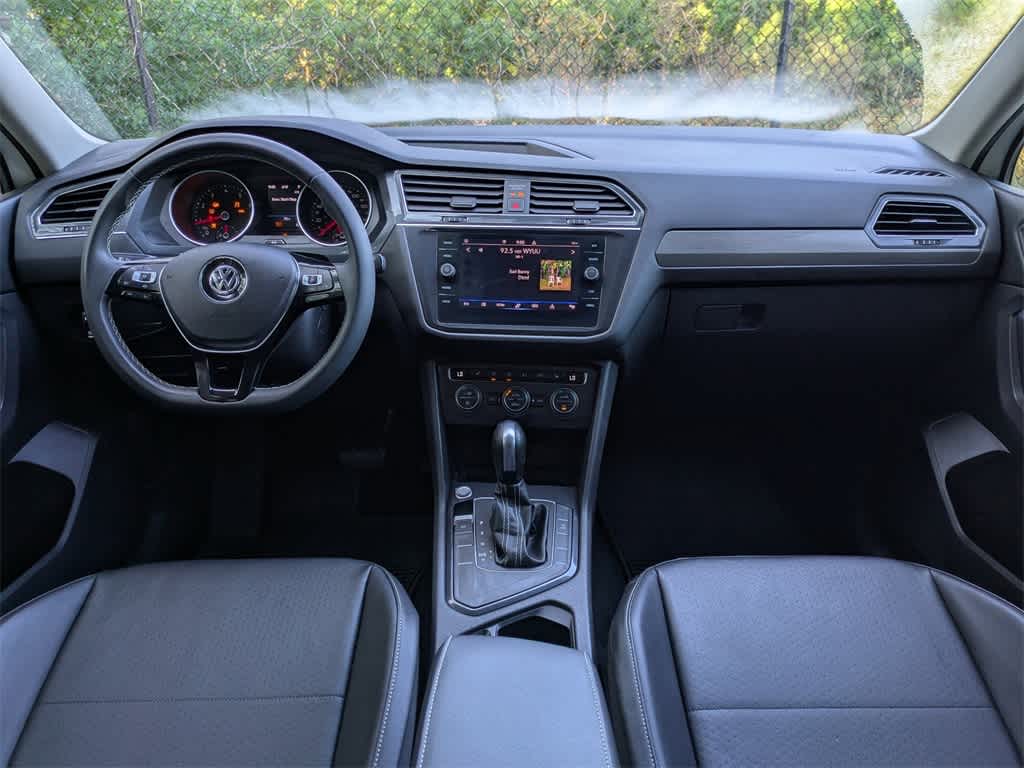 Thumbnail: 2021 Volkswagen Tiguan - 20