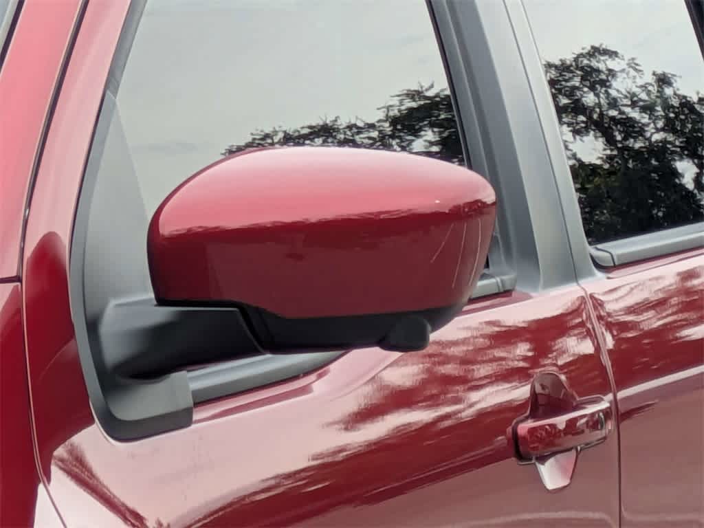 Thumbnail: 2022 Nissan Frontier - 11