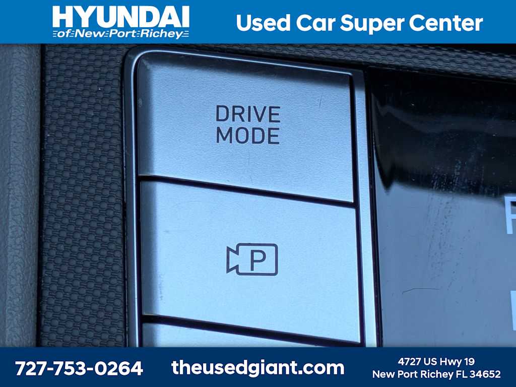 Thumbnail: 2025 Hyundai Elantra - 23