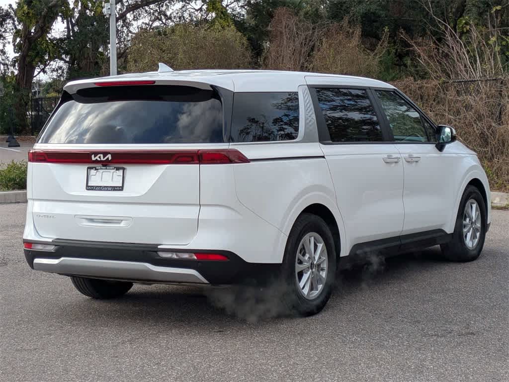 Thumbnail: 2024 Kia Carnival - 5