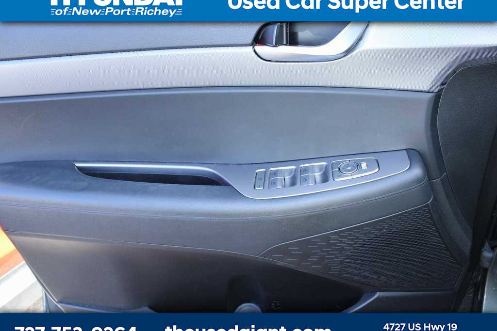 Thumbnail: 2021 Hyundai Palisade - 10