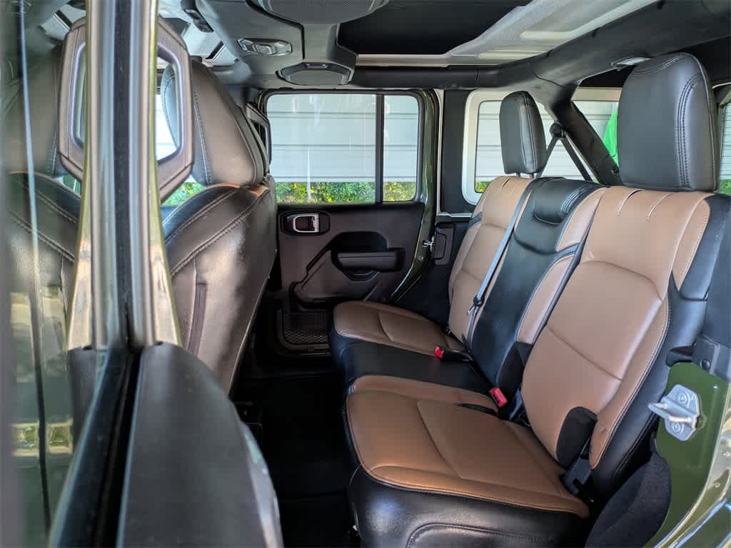 Thumbnail: 2021 Jeep Wrangler - 14