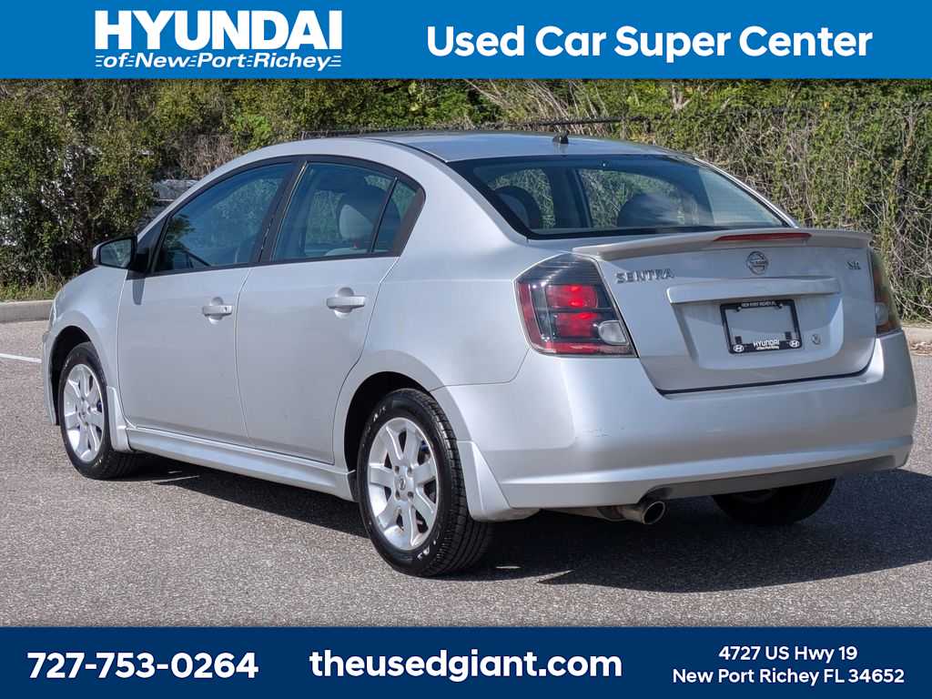 Thumbnail: 2012 Nissan Sentra - 3