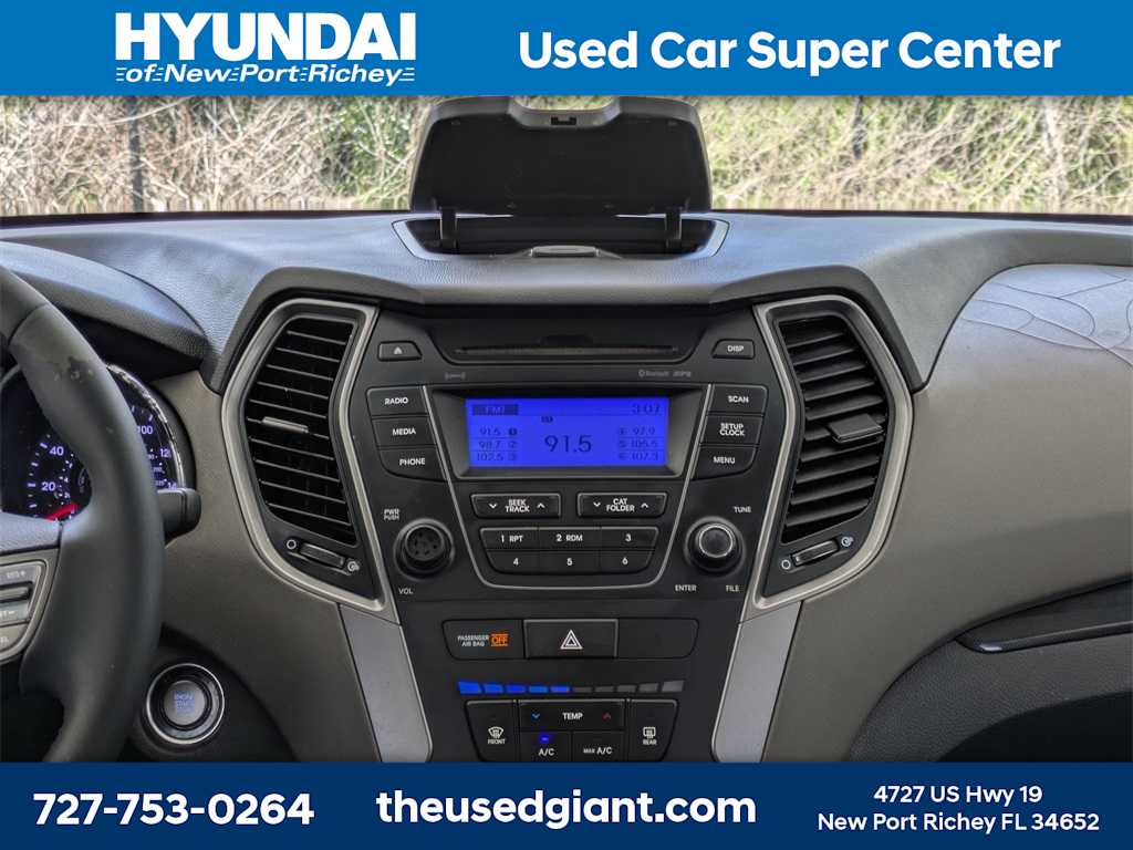 Thumbnail: 2013 Hyundai Santa Fe - 20