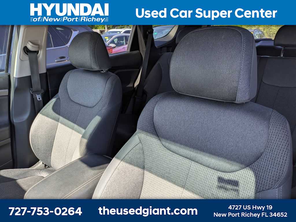 Thumbnail: 2019 Hyundai Santa Fe - 3