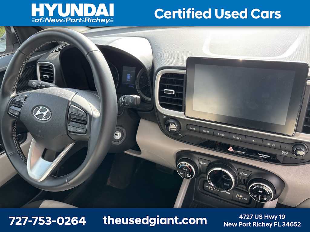 2022 Hyundai Venue SEL 6