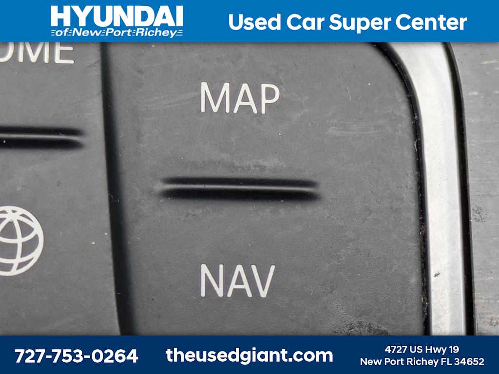 Thumbnail: 2020 BMW 3 Series - 24