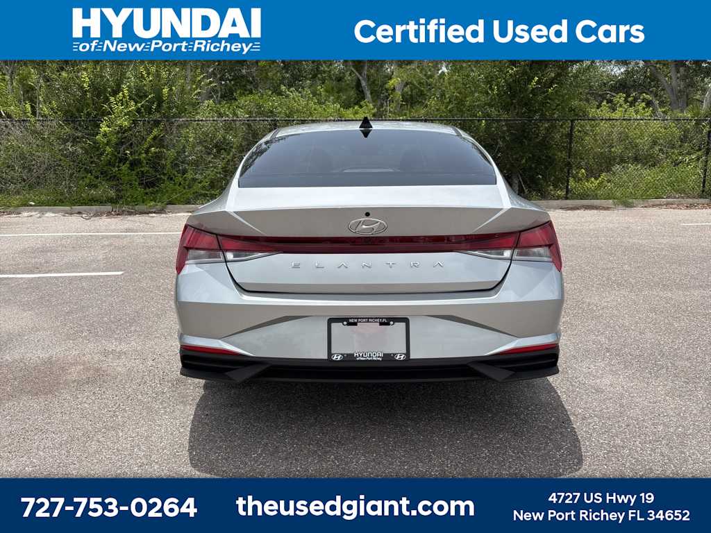 2021 Hyundai Elantra SEL 4