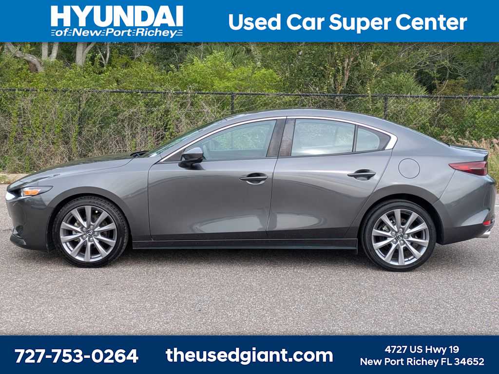 Thumbnail: 2021 Mazda Mazda3 - 2