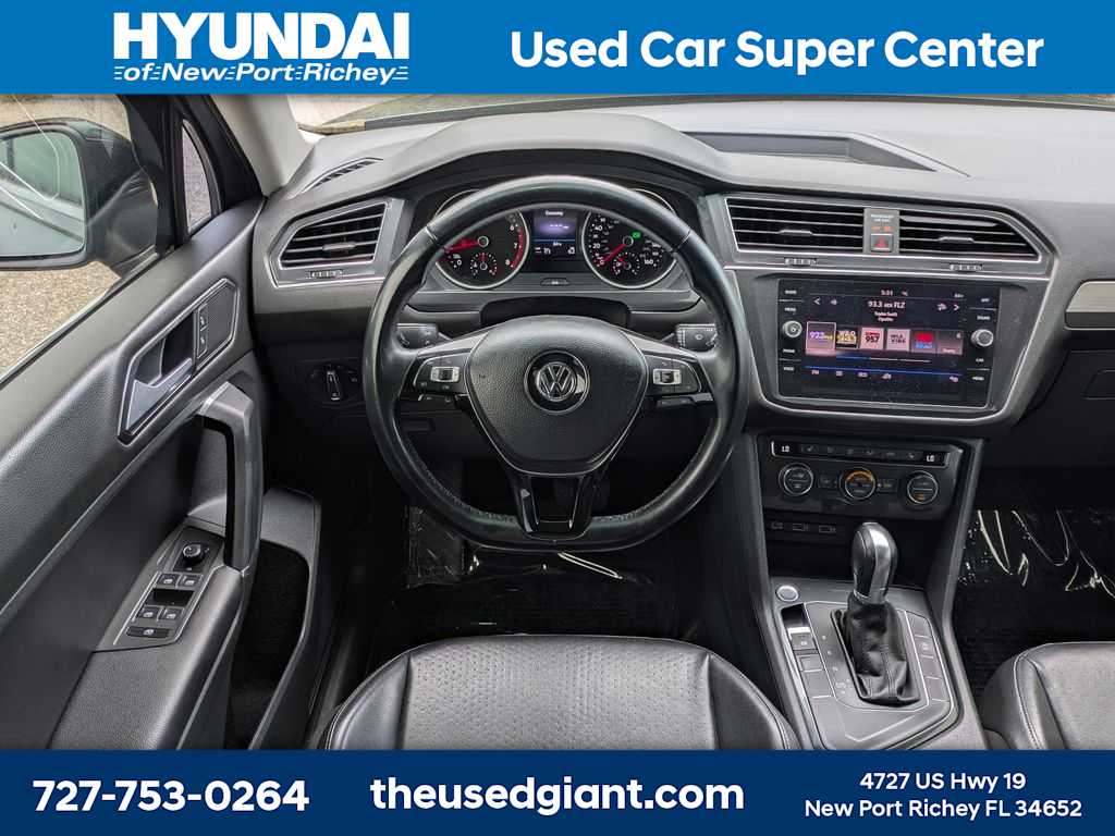 Thumbnail: 2018 Volkswagen Tiguan - 21